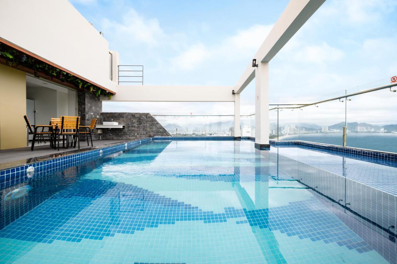Hotel Imperial Nha Trang Exterior foto
