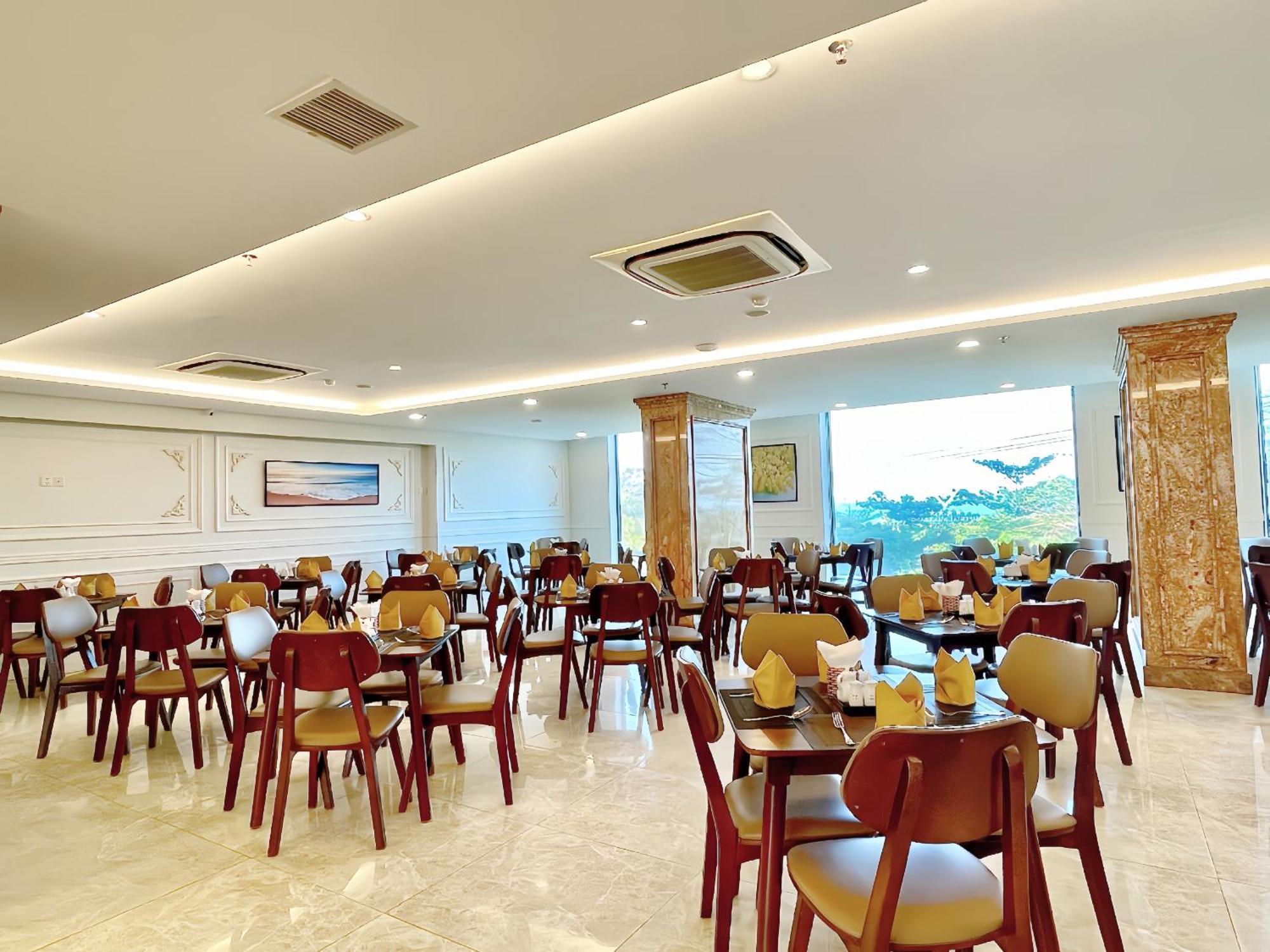 Hotel Imperial Nha Trang Exterior foto